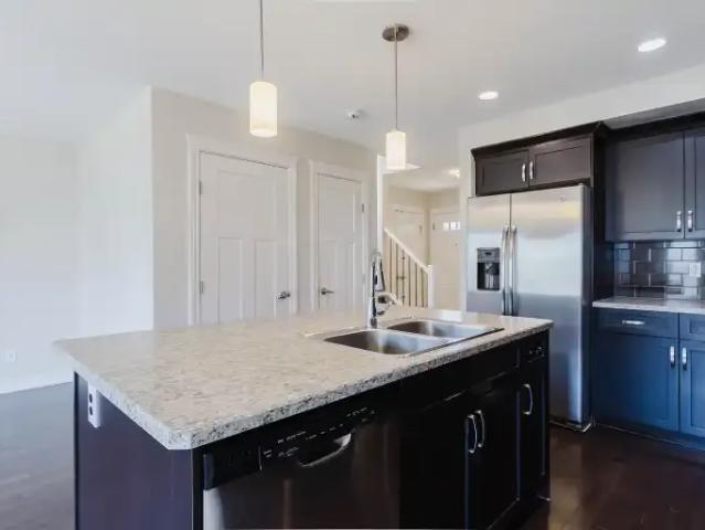 Apartment for rent in Wedgewood, Alberta