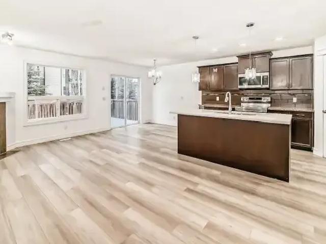 Apartment for rent in Wedgewood, Alberta
