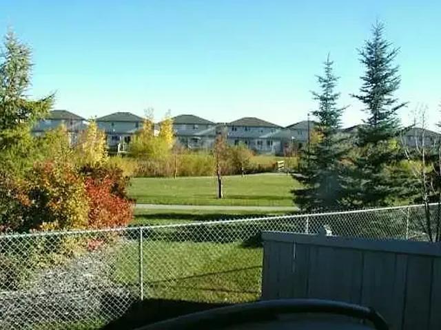 Apartment for rent in Wedgewood, Alberta