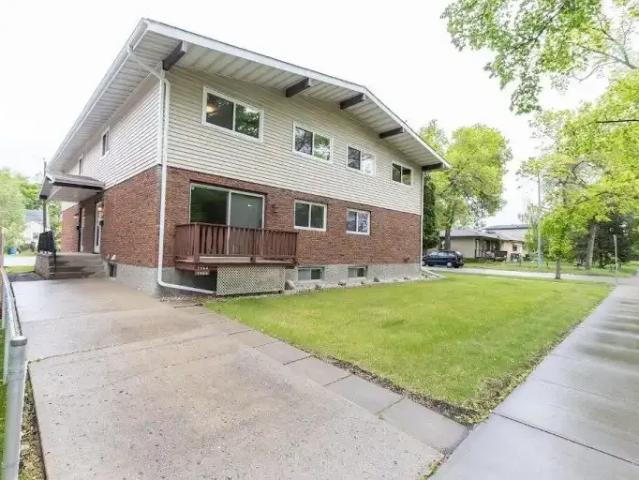 Apartment for rent in Wedgewood, Alberta