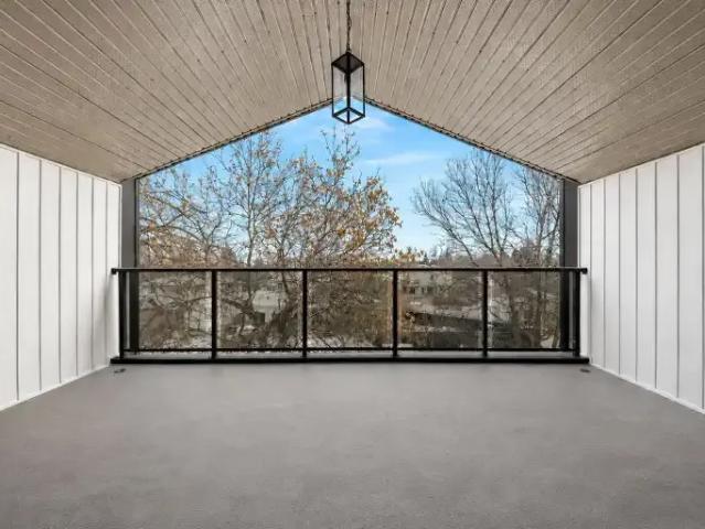 Apartment for rent in Wedgewood, Alberta