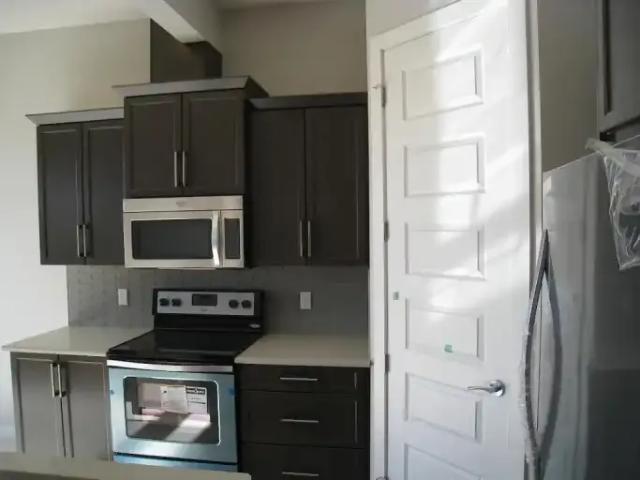 Apartment for rent in Wedgewood, Alberta