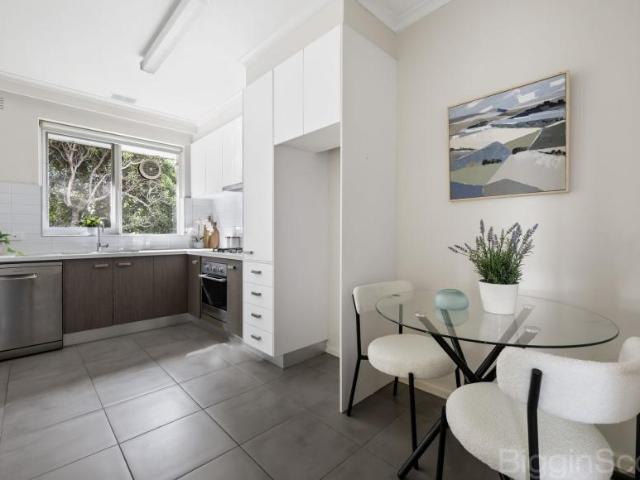 Apartment for sale in Elsternwick, Melbourne