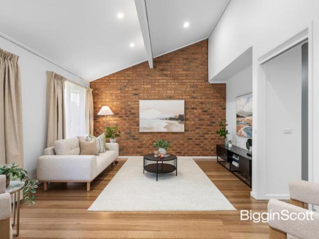 Apartment for sale in Glen Waverley, Melbourne