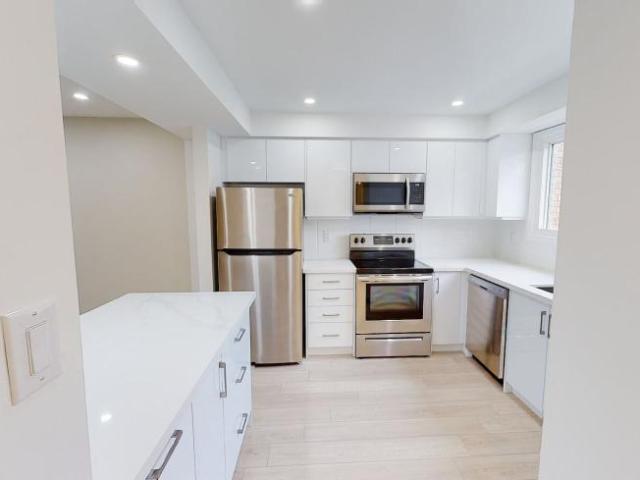 Apartment for rent in Ancaster, Ontario