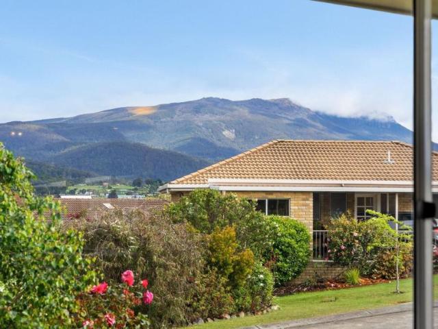 Apartment for sale in Redwood Village, Hobart