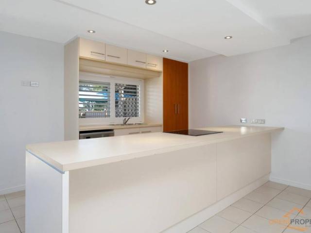 Apartment for sale in Kirwan, Queensland