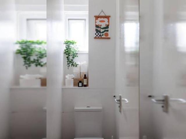 Apartment for rent in Lyons, Greater London