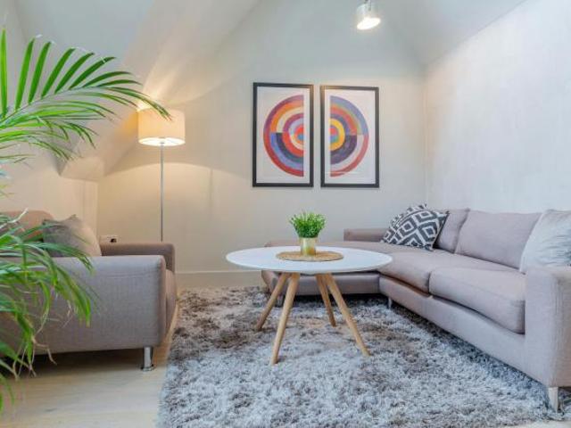 Apartment for rent in Holborn, Greater London