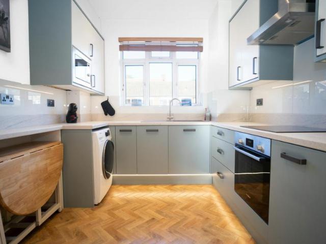 Apartment for rent in Battersea, Greater London