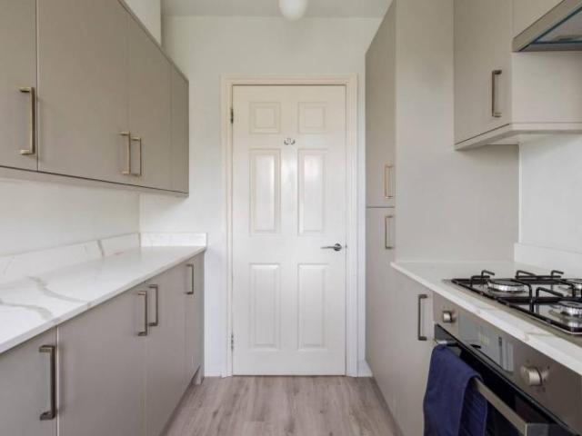 Apartment for rent in Lyons, Greater London