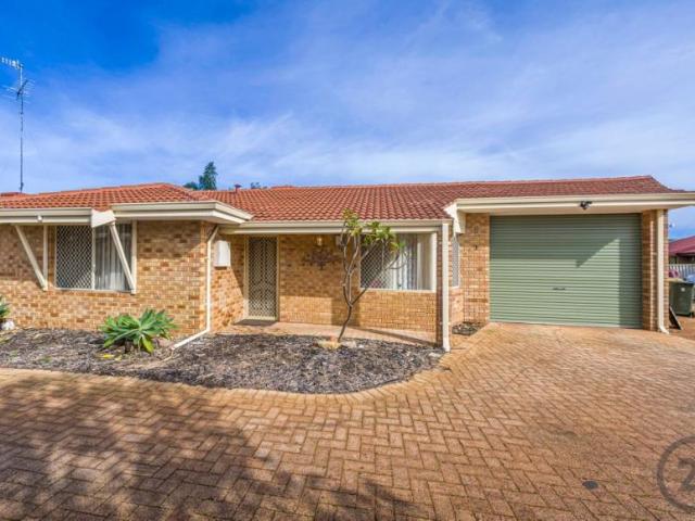 Apartment for sale in Parklands, Western Australia