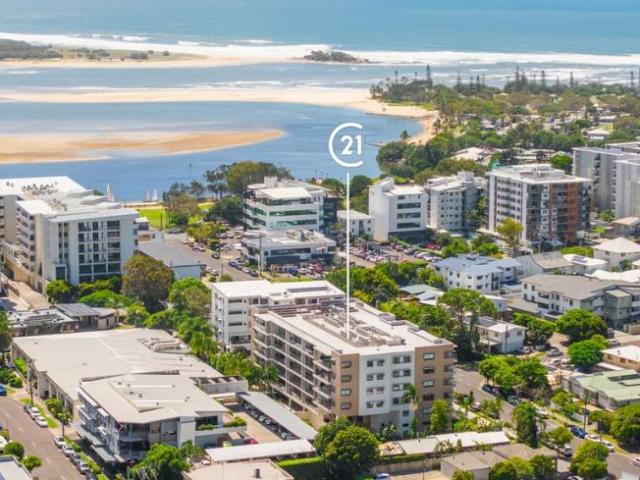 Apartment for sale in Kings Creek, Queensland