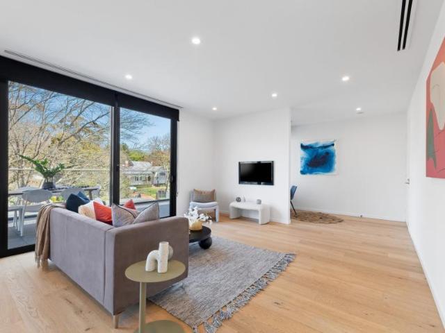 Apartment for sale in Mont Albert, Melbourne