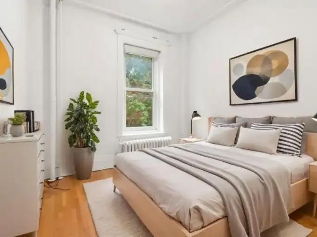 Apartment for rent in St. Leonard's, Quebec