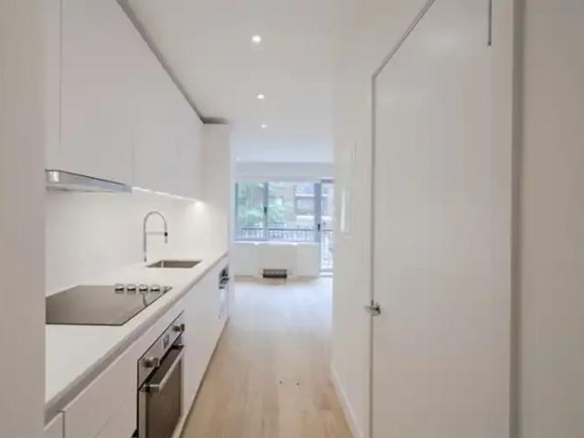 Apartment for rent in St. Leonard's, Quebec