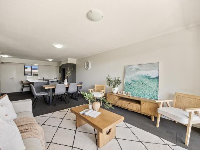 Apartment for sale in Kings Creek, Queensland