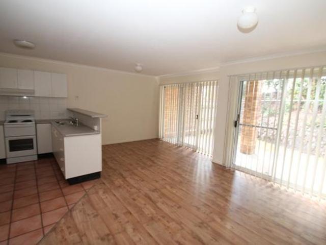Apartment for rent in Kings Creek, Queensland