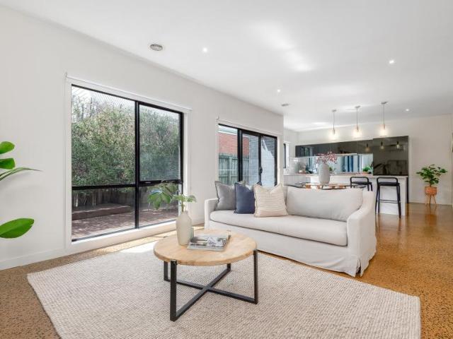 Apartment for sale in Newtown, Geelong