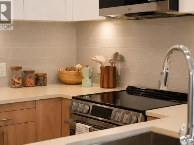 Apartment for rent in Marine-Hamilton, North Vancouver