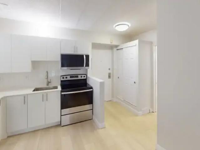 Apartment for rent in Mulhurst Bay, Ontario