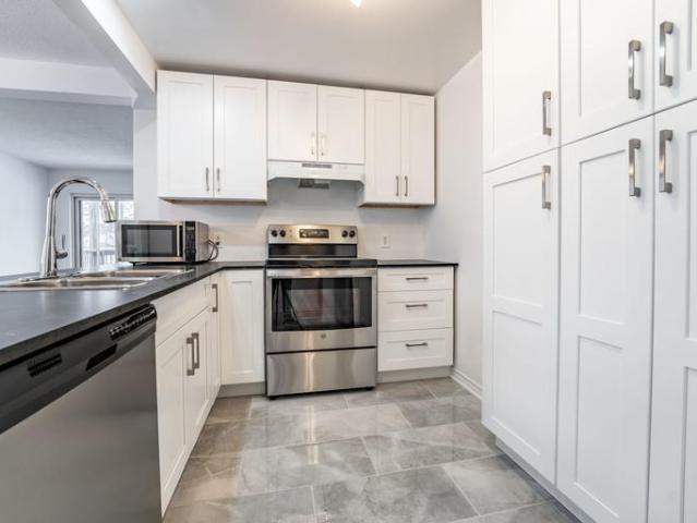 Apartment for rent in Mulhurst Bay, Ontario