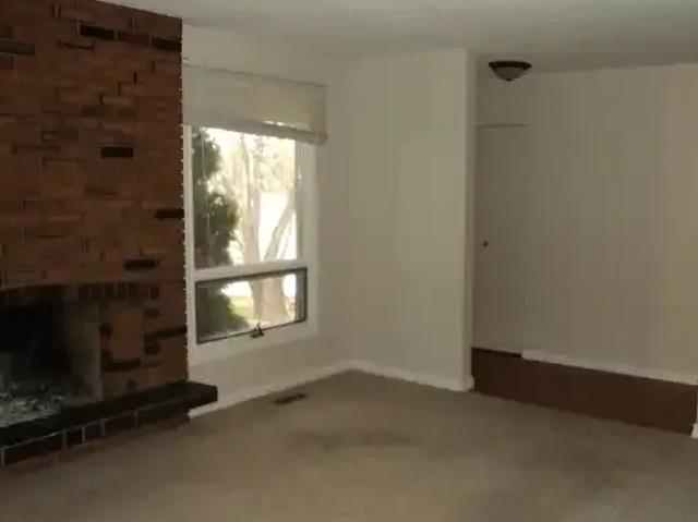Apartment for rent in Normandeau, City of Red Deer