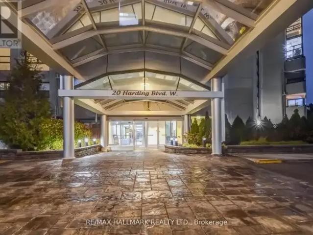 Apartment for rent in Richmond Hill, Golden Horseshoe