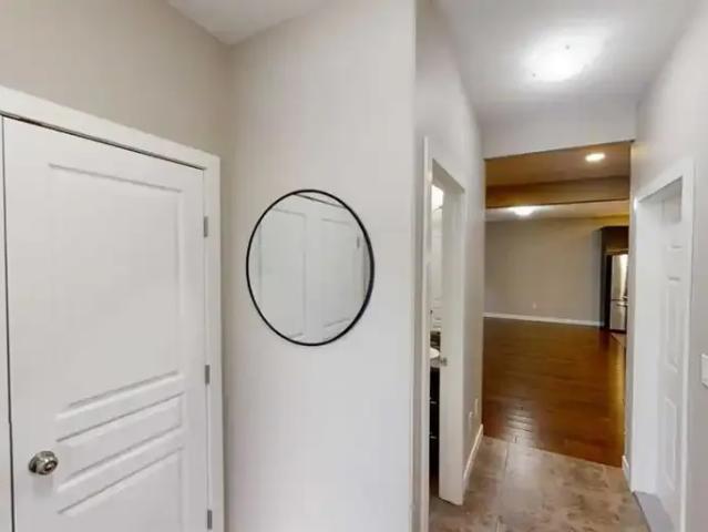 Apartment for rent in Woking, Alberta