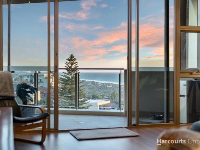 Apartment for sale in Scarborough, City of Stirling