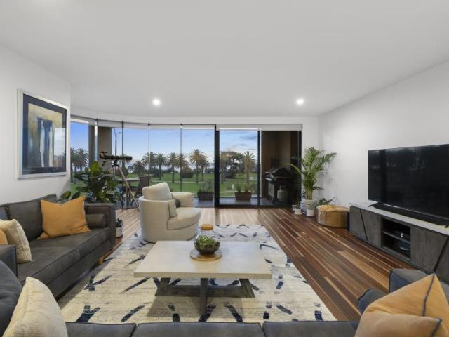 Apartment for sale in St Kilda West, Melbourne
