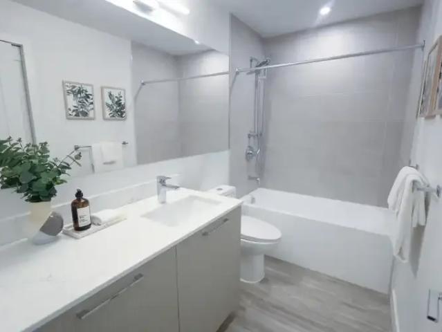 Apartment for rent in Surrey, British Columbia