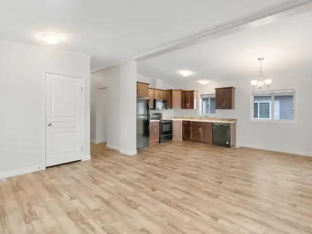Apartment for rent in Newton, Surrey