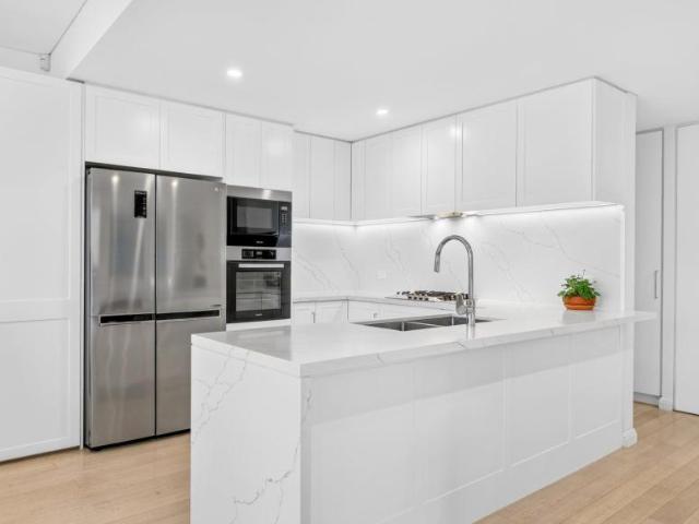 Apartment for sale in Wahroonga, Ku-ring-gai Council