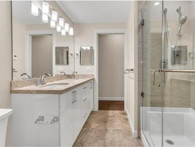 Apartment for rent in South Surrey, Surrey
