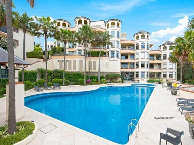 Apartment for sale in Wollstonecraft, North Sydney Council