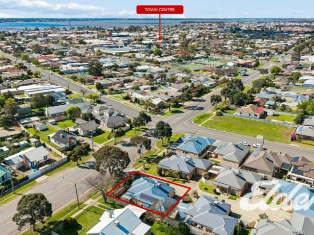 Apartment for sale in Yarrawonga, Shire of Moira