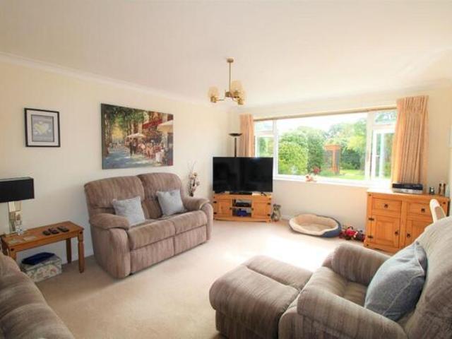 Bungalow for rent in Wimborne, Oakley