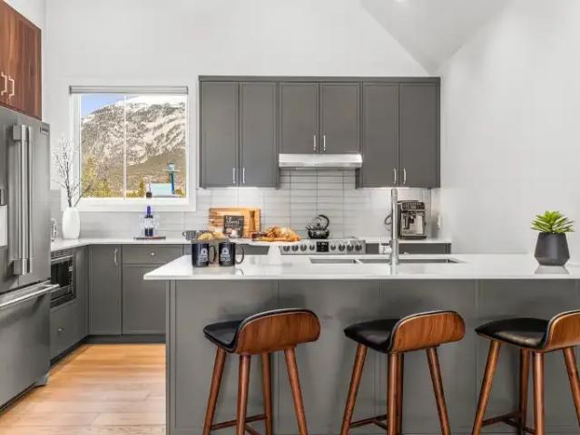 Condo for rent in Alberta