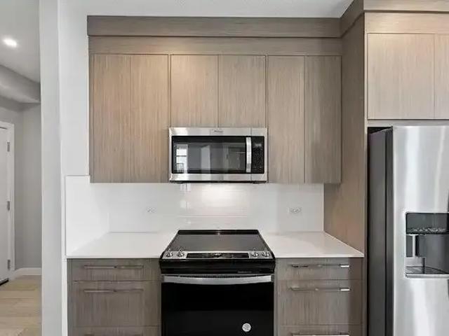 Condo for rent in Chestermere, Alberta