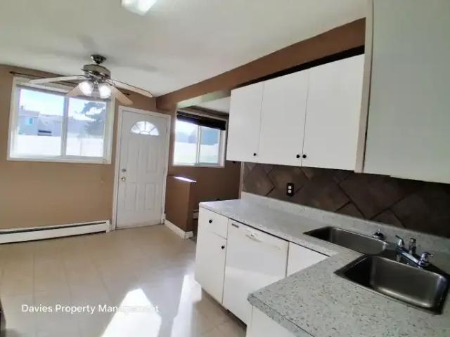 Condo for rent in Casselman, Edmonton