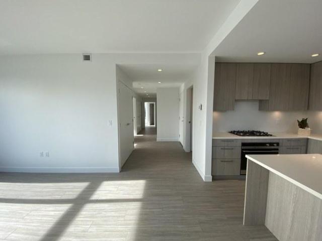 Condo for rent in North Vancouver, British Columbia