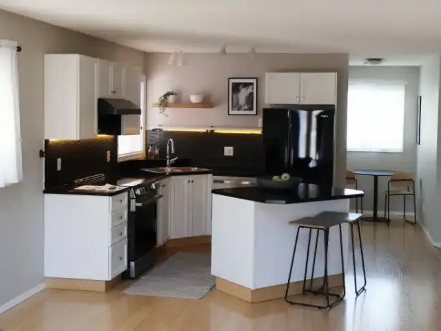 Condo for rent in Town of Sylvan Lake, Sylvan Lake