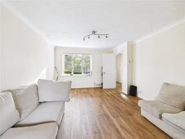 House for rent in Mile End, Fordham Heath