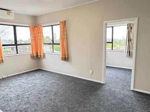 House for rent in Avondale, Oroua County