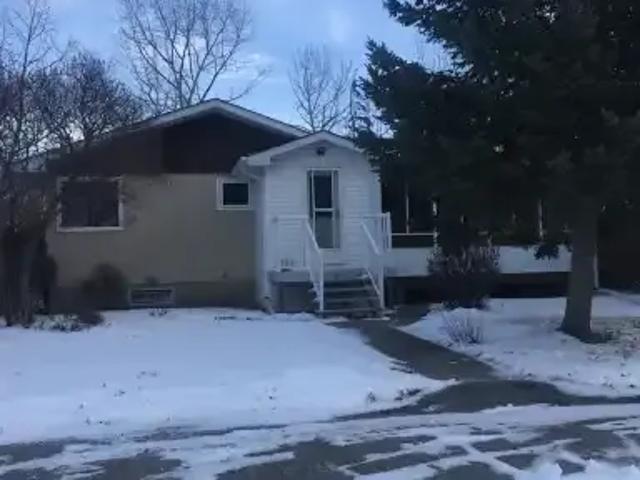 House for rent in Airdrie, Alberta