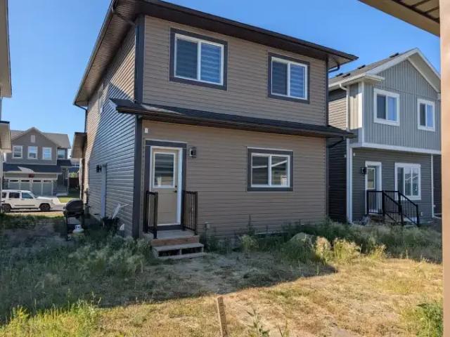 House for rent in Airdrie, Alberta