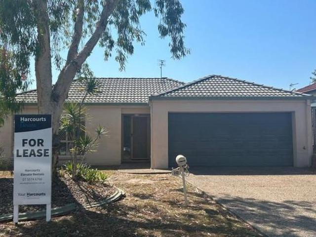House for rent in Arundel, Gold Coast City