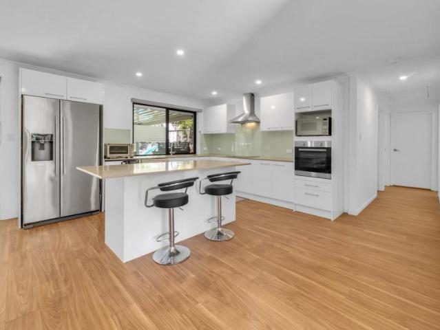 House for sale in Ashmore, Gold Coast City