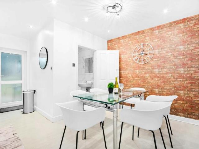 House for rent in Wake Green, West Midlands